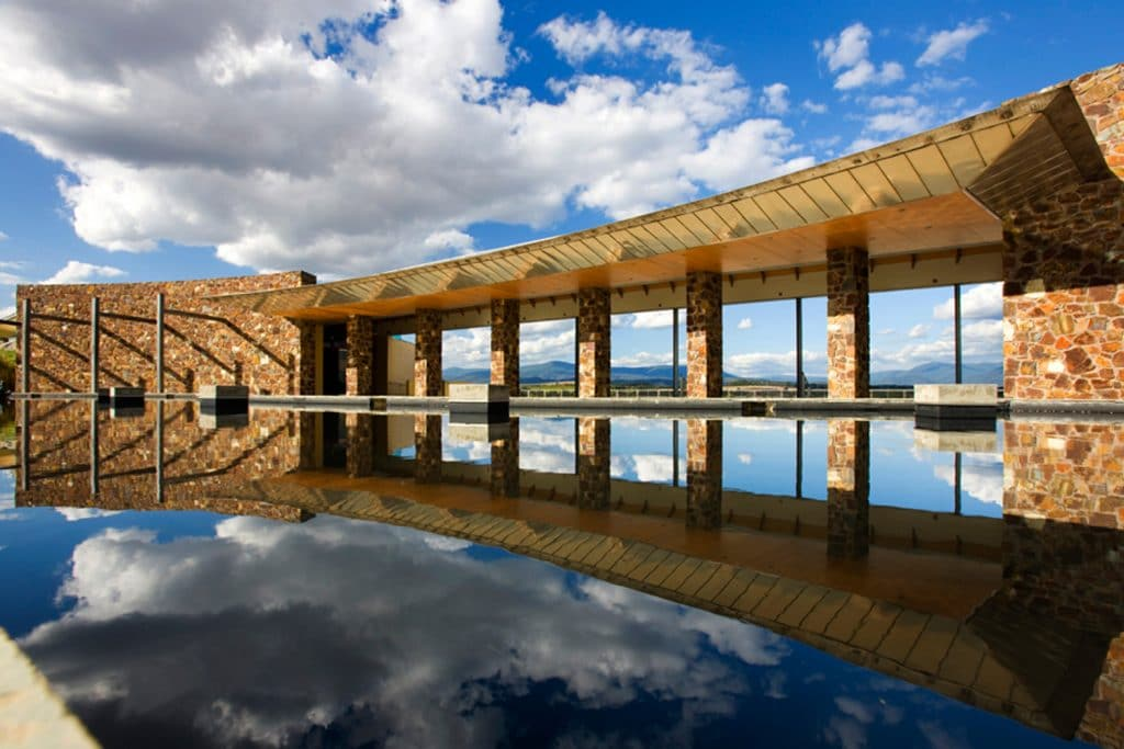 Modern Yarra Valley winery and restaurant with reflecting pool